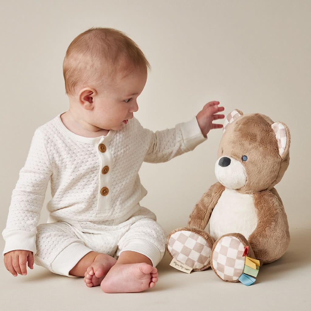 Ultimate Welcome Baby Gift Bundle for New Parents - Image 29